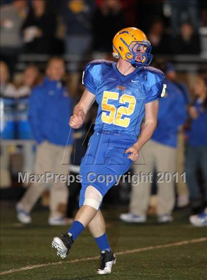 Thumbnail 1 in Carmel vs. Warren Central (IHSAA 5A Sectional Final) photogallery.