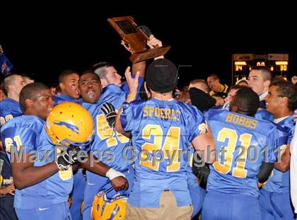 Thumbnail 1 in Carmel vs. Warren Central (IHSAA 5A Sectional Final) photogallery.