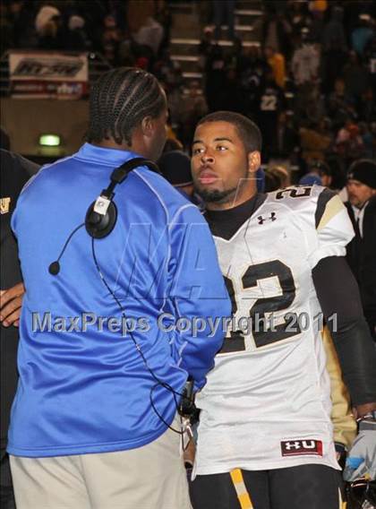 Thumbnail 3 in Carmel vs. Warren Central (IHSAA 5A Sectional Final) photogallery.