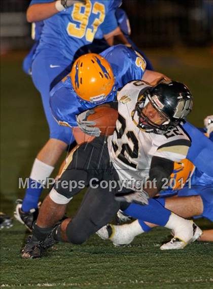 Thumbnail 1 in Carmel vs. Warren Central (IHSAA 5A Sectional Final) photogallery.