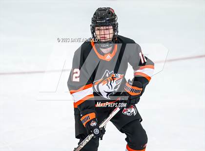 Thumbnail 2 in Greenwich Country Day vs. Proctor Academy (Exeter Invitational) photogallery.