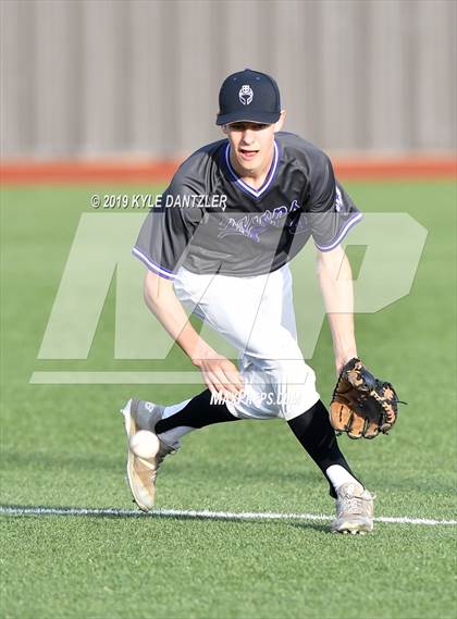 Thumbnail 2 in Bishop Gorman vs St. Mary's Hall (Texas Private School Classic) photogallery.