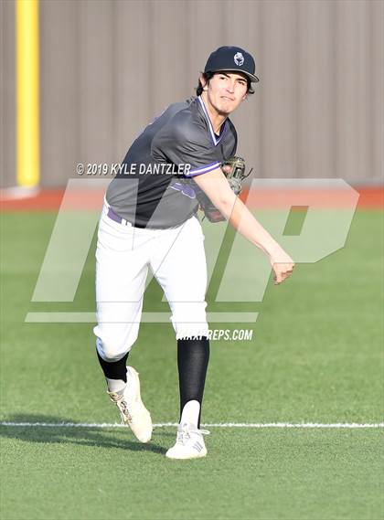 Thumbnail 3 in Bishop Gorman vs St. Mary's Hall (Texas Private School Classic) photogallery.