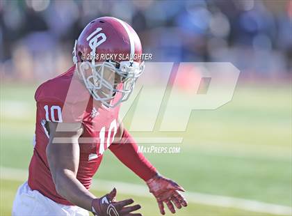 Thumbnail 1 in Trinity Catholic vs. Maryville(MSHSAA 3A Quarterfinal) photogallery.