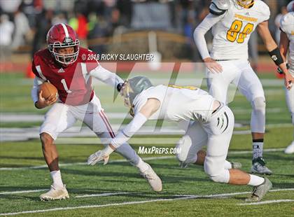 Thumbnail 2 in Trinity Catholic vs. Maryville(MSHSAA 3A Quarterfinal) photogallery.