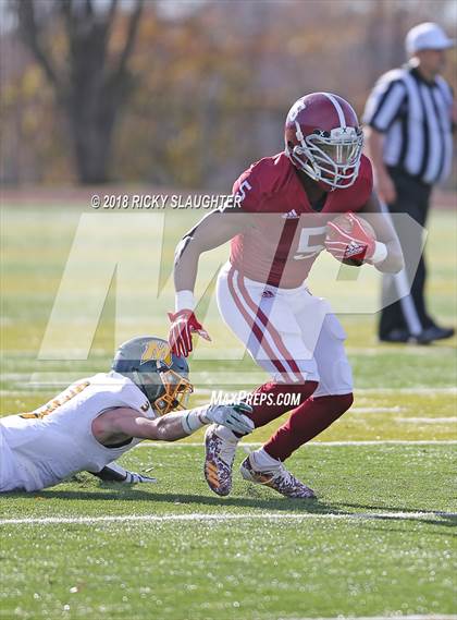 Thumbnail 3 in Trinity Catholic vs. Maryville(MSHSAA 3A Quarterfinal) photogallery.