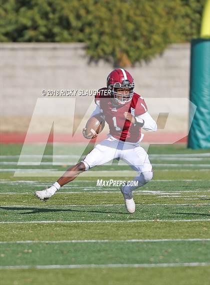 Thumbnail 2 in Trinity Catholic vs. Maryville(MSHSAA 3A Quarterfinal) photogallery.