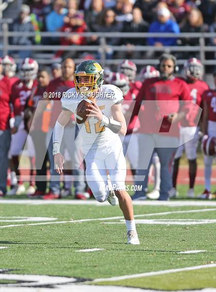 Thumbnail 3 in Trinity Catholic vs. Maryville(MSHSAA 3A Quarterfinal) photogallery.
