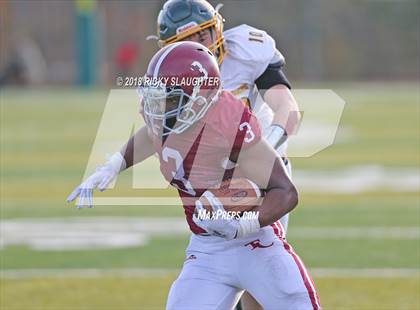 Thumbnail 3 in Trinity Catholic vs. Maryville(MSHSAA 3A Quarterfinal) photogallery.