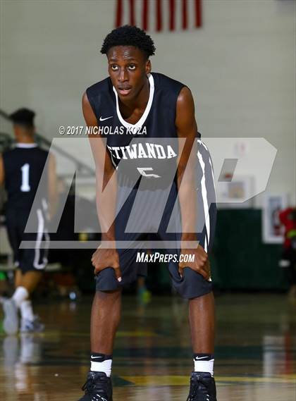 Thumbnail 2 in Etiwanda vs. Centennial (The Classic at Damien) photogallery.
