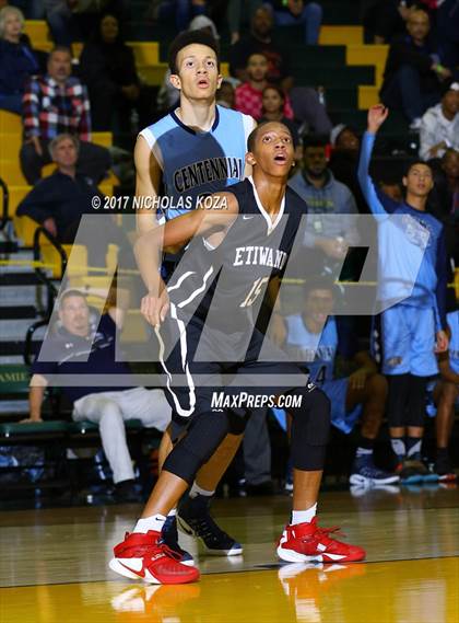Thumbnail 2 in Etiwanda vs. Centennial (The Classic at Damien) photogallery.
