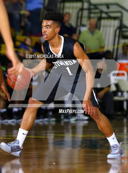 Thumbnail 1 in Etiwanda vs. Centennial (The Classic at Damien) photogallery.
