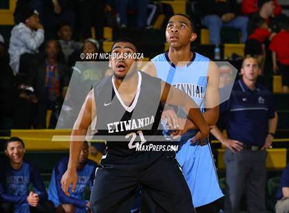 Thumbnail 3 in Etiwanda vs. Centennial (The Classic at Damien) photogallery.