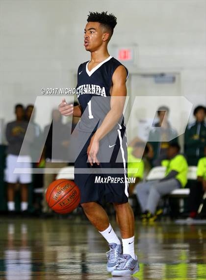 Thumbnail 3 in Etiwanda vs. Centennial (The Classic at Damien) photogallery.