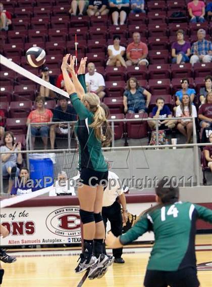 Thumbnail 1 in Waxahachie @ Ennis photogallery.