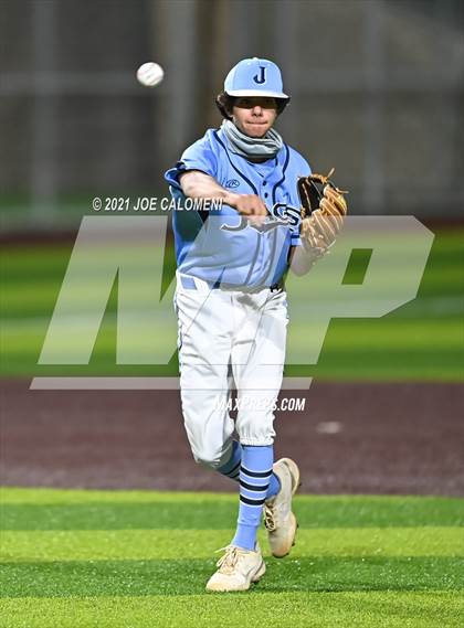 Thumbnail 2 in Johnson vs Madison photogallery.