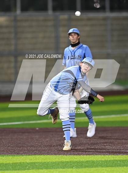 Thumbnail 3 in Johnson vs Madison photogallery.