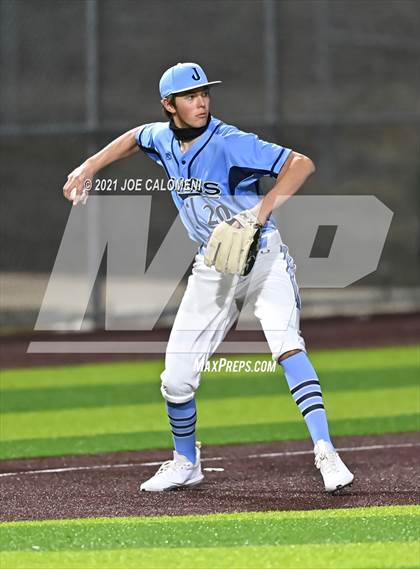 Thumbnail 2 in Johnson vs Madison photogallery.