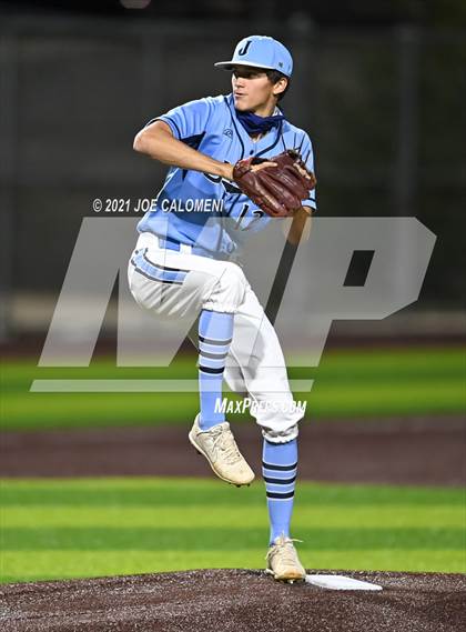 Thumbnail 2 in Johnson vs Madison photogallery.