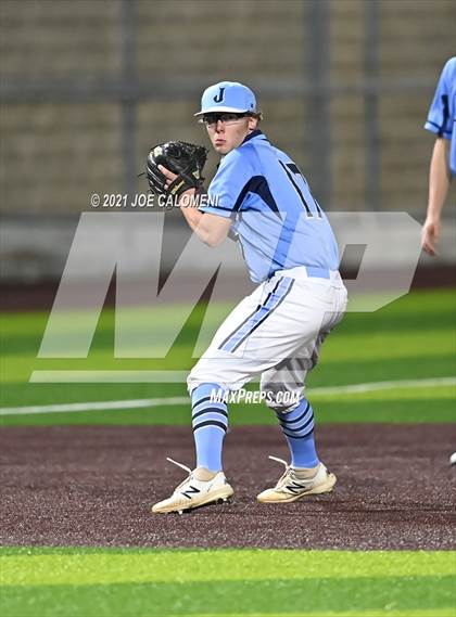 Thumbnail 2 in Johnson vs Madison photogallery.