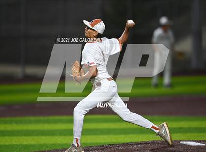 Thumbnail 3 in Johnson vs Madison photogallery.