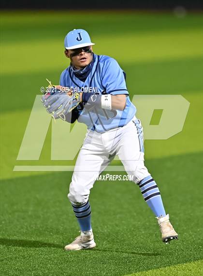Thumbnail 3 in Johnson vs Madison photogallery.