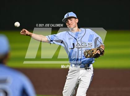 Thumbnail 3 in Johnson vs Madison photogallery.
