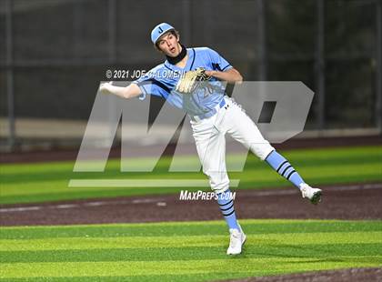 Thumbnail 2 in Johnson vs Madison photogallery.