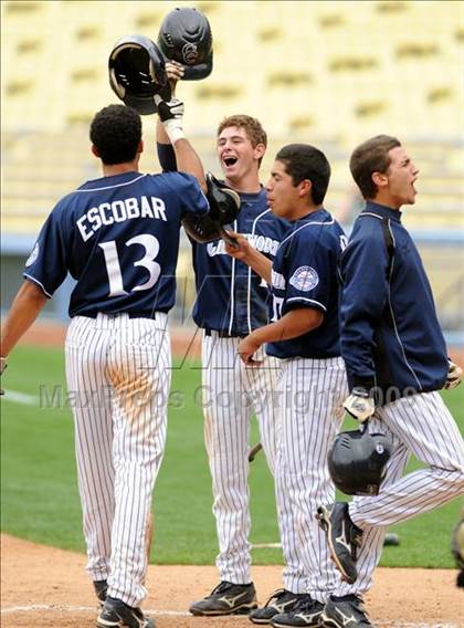 Thumbnail 1 in Chatswoth vs. Cleveland (CIF LA City Section D1 Final) photogallery.