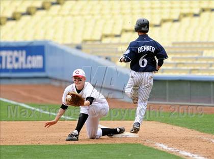 Thumbnail 2 in Chatswoth vs. Cleveland (CIF LA City Section D1 Final) photogallery.