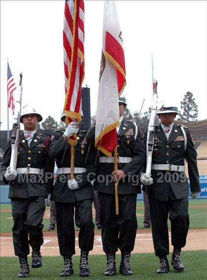 Thumbnail 1 in Chatswoth vs. Cleveland (CIF LA City Section D1 Final) photogallery.
