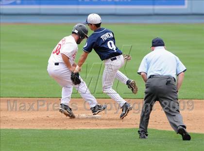 Thumbnail 2 in Chatswoth vs. Cleveland (CIF LA City Section D1 Final) photogallery.