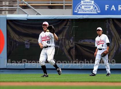 Thumbnail 2 in Chatswoth vs. Cleveland (CIF LA City Section D1 Final) photogallery.