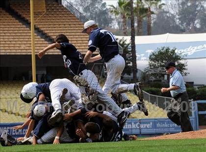 Thumbnail 1 in Chatswoth vs. Cleveland (CIF LA City Section D1 Final) photogallery.