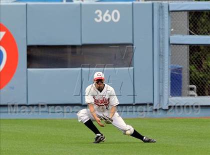Thumbnail 2 in Chatswoth vs. Cleveland (CIF LA City Section D1 Final) photogallery.