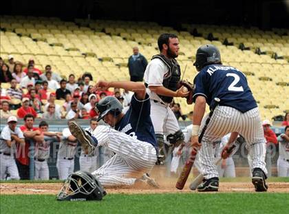 Thumbnail 1 in Chatswoth vs. Cleveland (CIF LA City Section D1 Final) photogallery.
