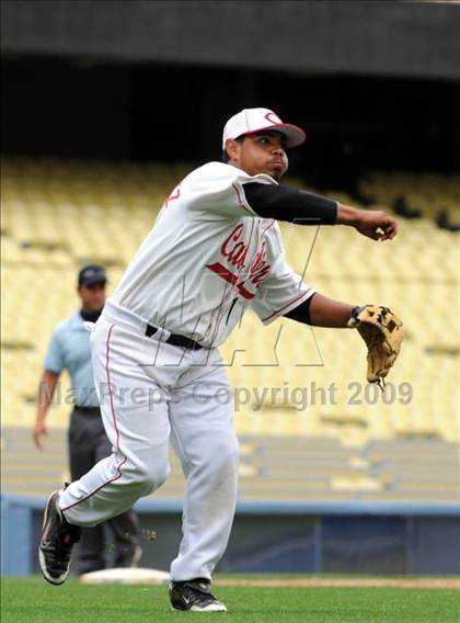 Thumbnail 3 in Chatswoth vs. Cleveland (CIF LA City Section D1 Final) photogallery.