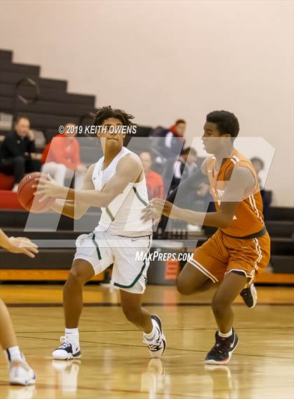 Thumbnail 1 in White vs Newman Smith (CFB Classic) photogallery.