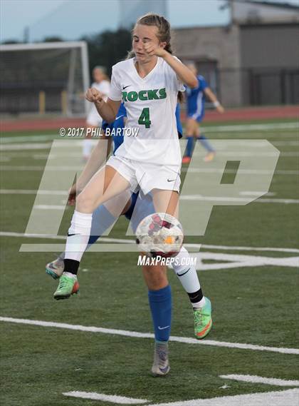 Thumbnail 1 in Dublin Coffman vs. Olentangy Liberty photogallery.