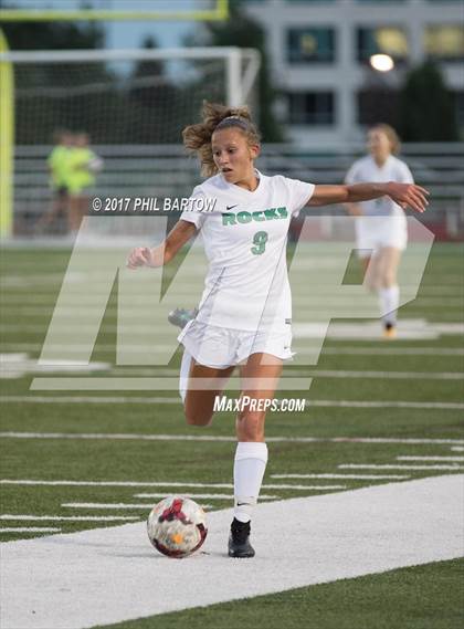Thumbnail 3 in Dublin Coffman vs. Olentangy Liberty photogallery.
