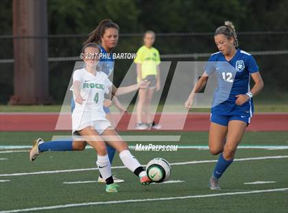 Thumbnail 3 in Dublin Coffman vs. Olentangy Liberty photogallery.