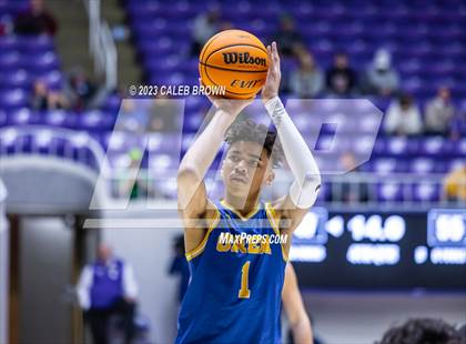 Thumbnail 2 in Lehi vs. Orem (UHSAA 5A Quarterfinal) photogallery.