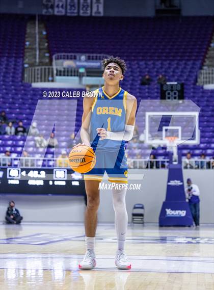Thumbnail 3 in Lehi vs. Orem (UHSAA 5A Quarterfinal) photogallery.