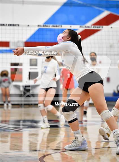 Thumbnail 2 in Burlingame @ Hillsdale photogallery.