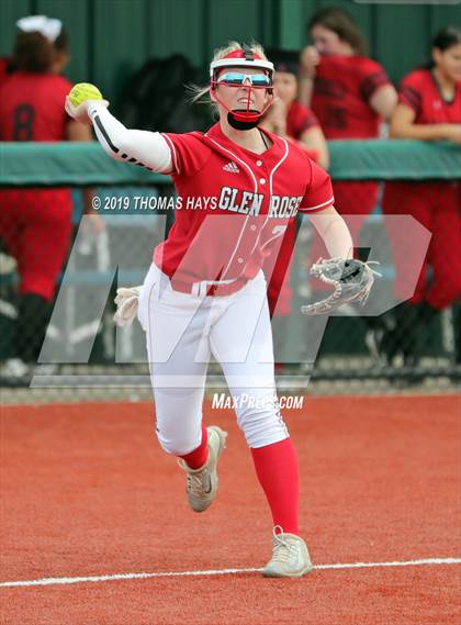 Thumbnail 3 in Tascosa vs Glen Rose (Brock Tournament) photogallery.