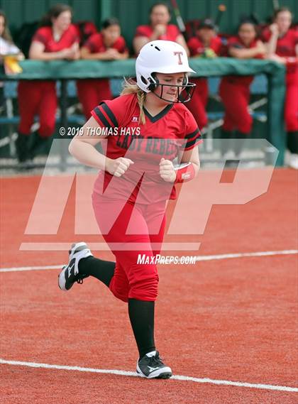 Thumbnail 2 in Tascosa vs Glen Rose (Brock Tournament) photogallery.