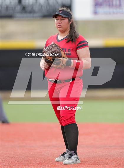 Thumbnail 2 in Tascosa vs Glen Rose (Brock Tournament) photogallery.