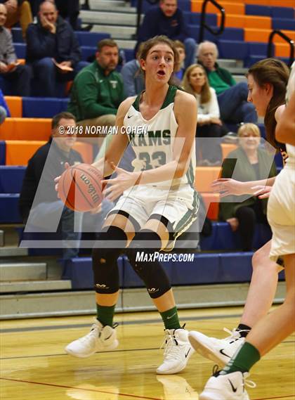 Thumbnail 3 in Maine South vs. Grayslake Central photogallery.