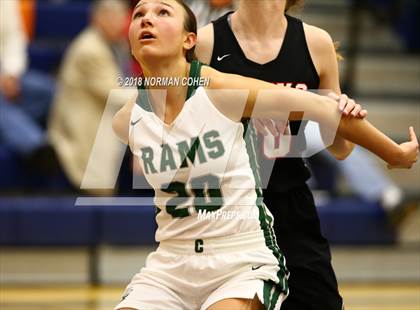 Thumbnail 2 in Maine South vs. Grayslake Central photogallery.