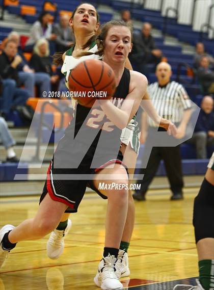 Thumbnail 3 in Maine South vs. Grayslake Central photogallery.